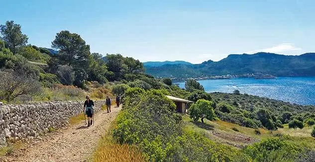 Geführte Wanderreise auf Mallorca - Wanderweg entlang der Küste