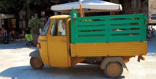 Kleines Transportauto