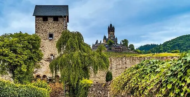 Aussicht auf die Burg Eltz